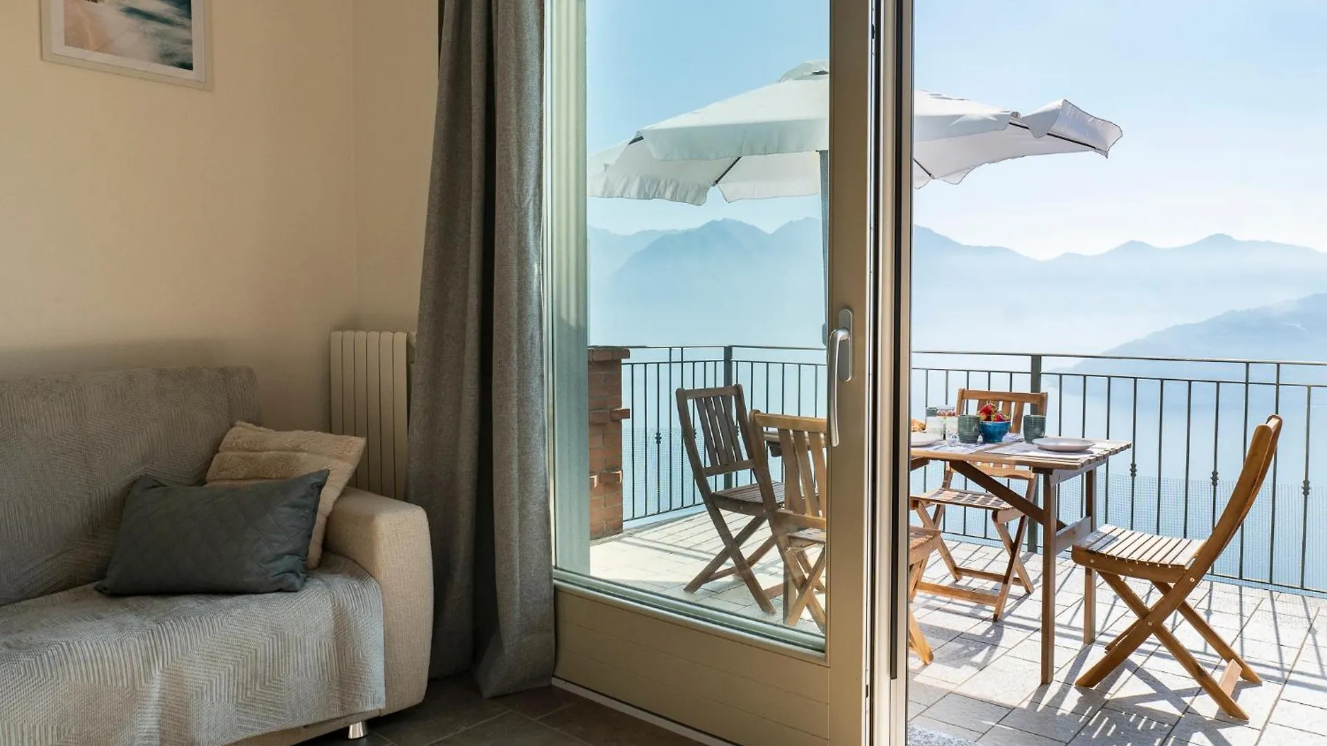 Cherubino 2 - Nice 2 Floors Apartment With Pool, Terrace And A Terrific Lake View Parzanica 0*,