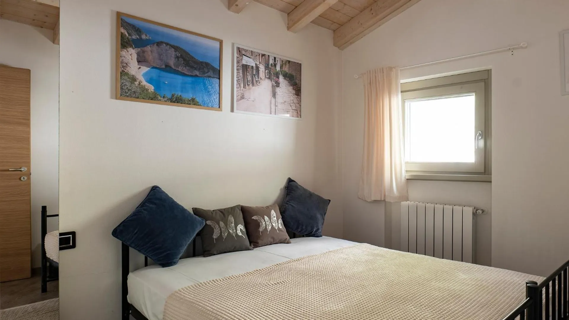 Cherubino 2 - Nice 2 Floors Apartment With Pool, Terrace And A Terrific Lake View Parzanica