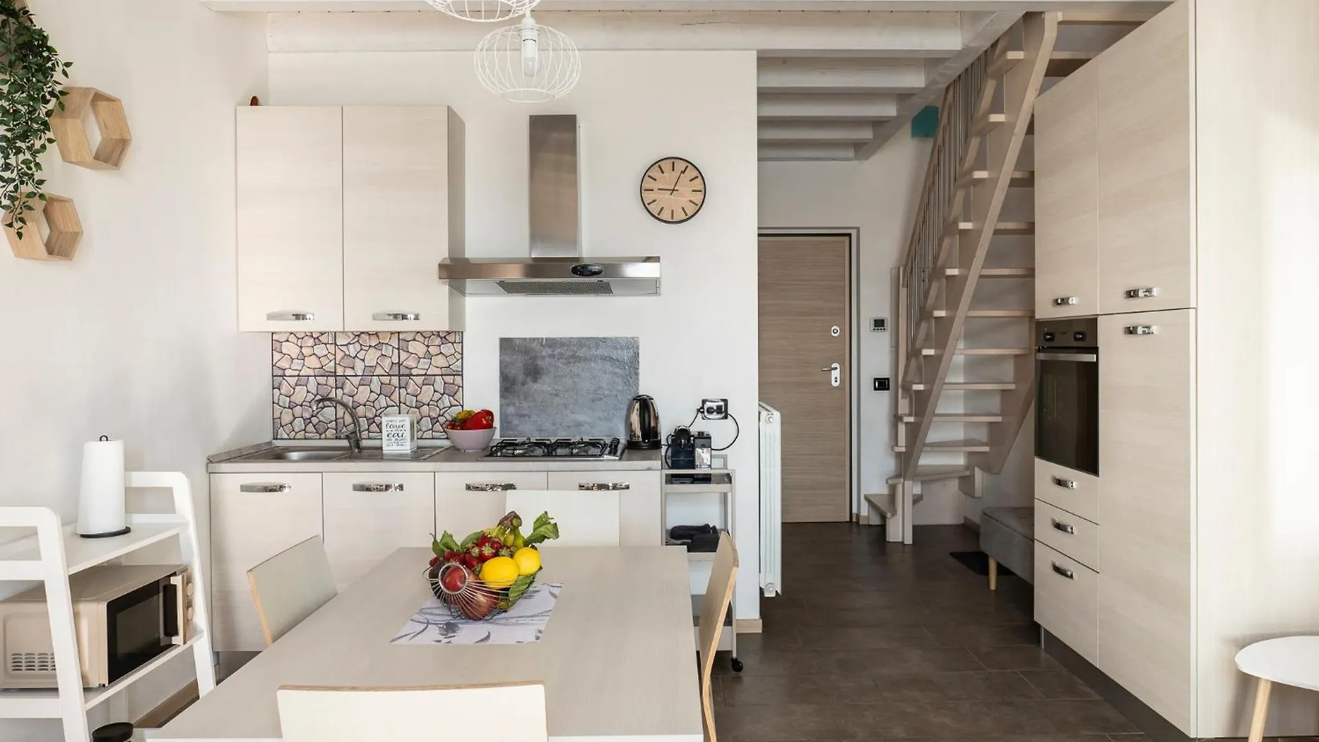 Cherubino 2 - Nice 2 Floors Apartment With Pool, Terrace And A Terrific Lake View Parzanica 이탈리아