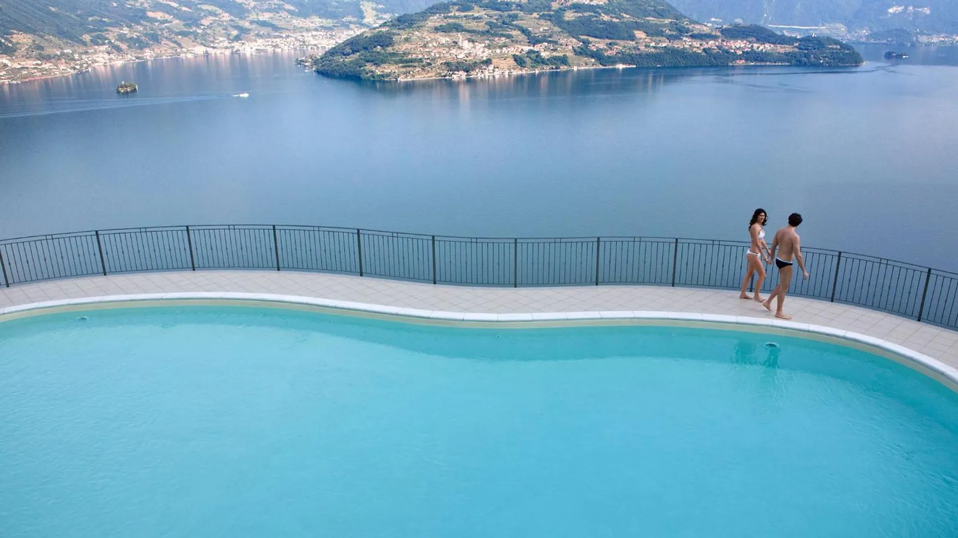 Cherubino 2 - Nice 2 Floors Apartment With Pool, Terrace And A Terrific Lake View Parzanica